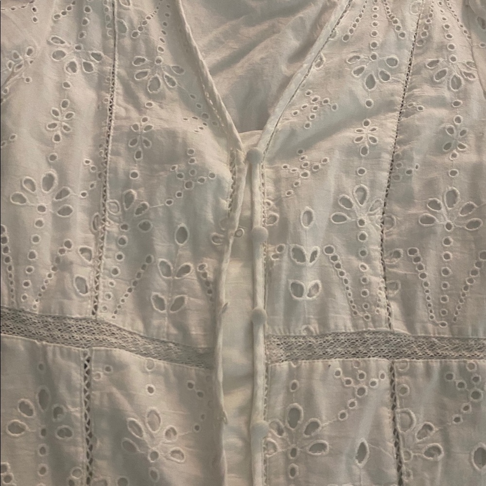 Size 2 top - Picture 2 of 3